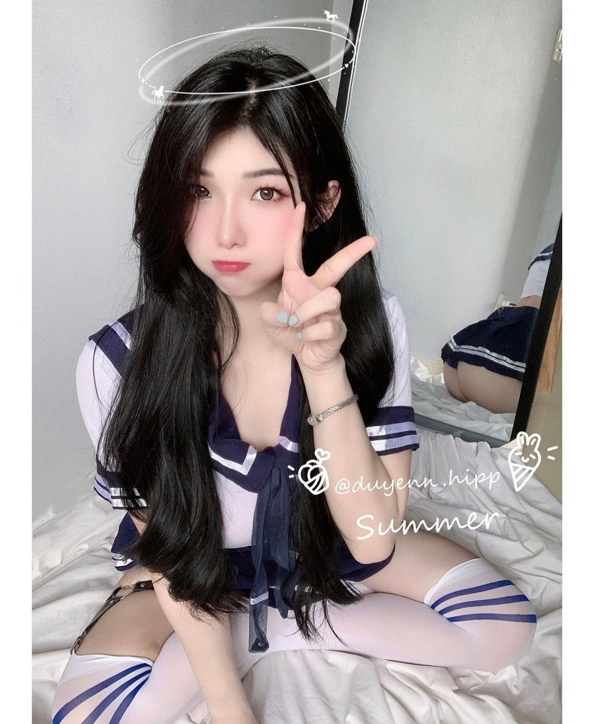 Seifuku debajo del pecho